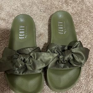 Fenty slides